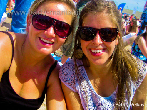 100605_077_royal_beach_partymania