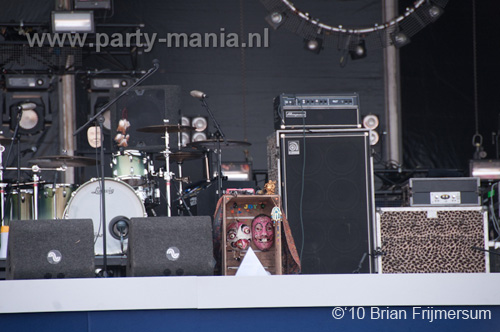 100605_015_royal_beach_partymania