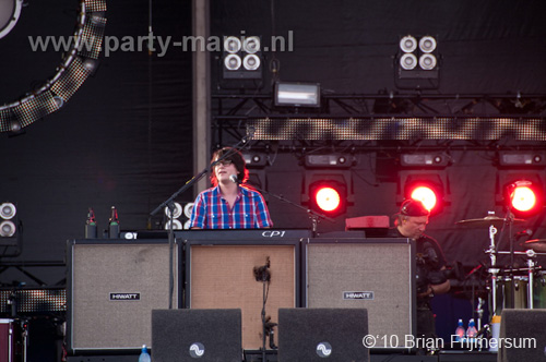 100605_025_royal_beach_partymania