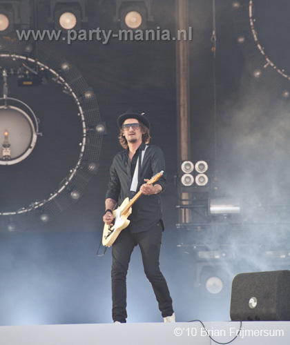 100605_072_royal_beach_partymania