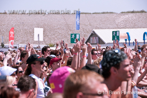 100605_077_royal_beach_partymania