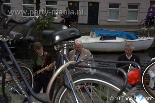 100611_021_jazz_in_de_gracht_partymania