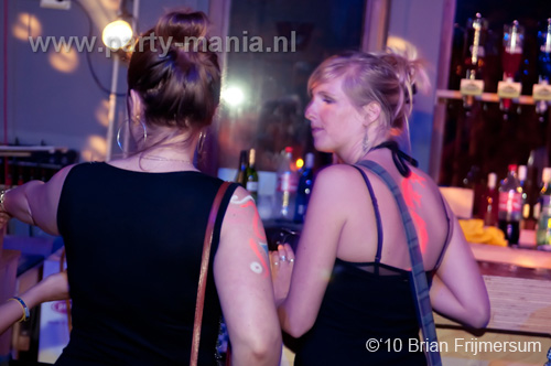 100611_022_small_festival_partymania