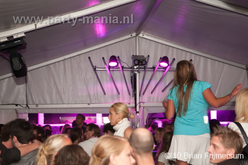 100612_026_boomerang_beach_partymania