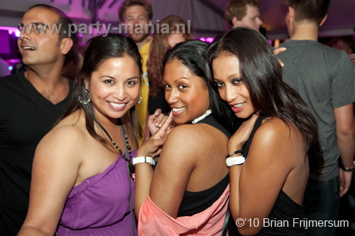 100612_049_boomerang_beach_partymania