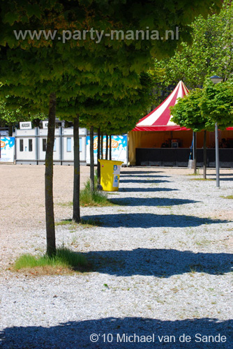 100612_000_franchise_outdoor_partymania