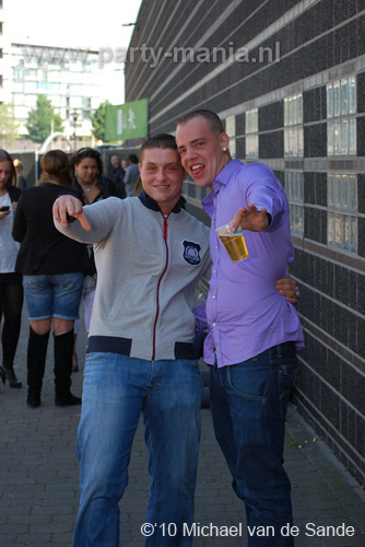 100612_085_franchise_outdoor_partymania