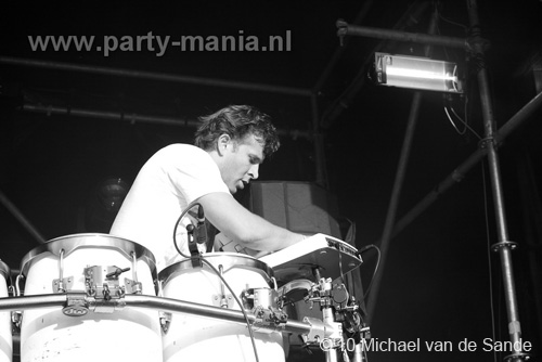 100612_215_franchise_outdoor_partymania