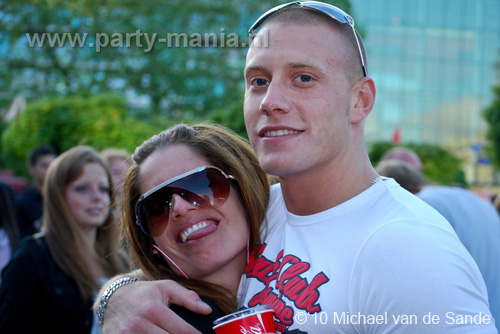 100612_222_franchise_outdoor_partymania