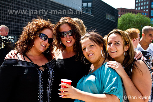 100612_028_franchise_outdoor_partymania