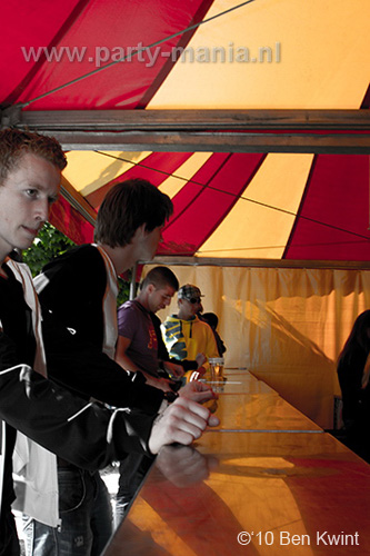 100612_101_franchise_outdoor_partymania