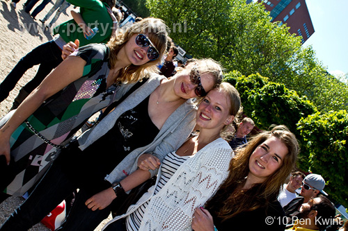 100612_125_franchise_outdoor_partymania