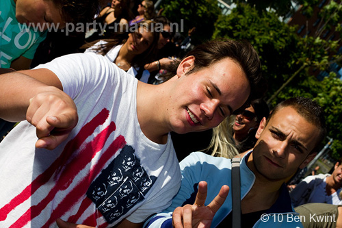 100612_141_franchise_outdoor_partymania