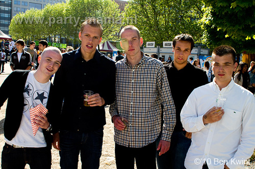 100612_147_franchise_outdoor_partymania