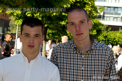 100612_148_franchise_outdoor_partymania