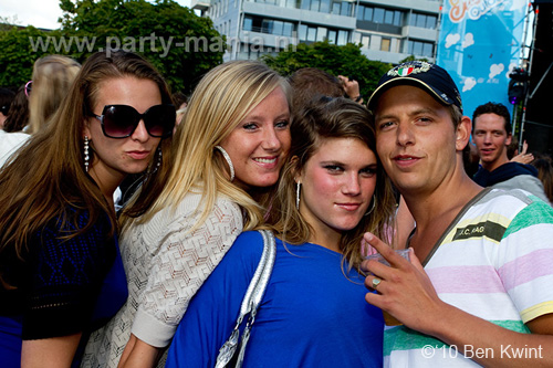 100612_151_franchise_outdoor_partymania