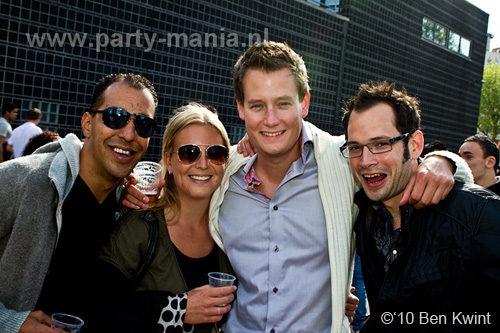 100612_167_franchise_outdoor_partymania