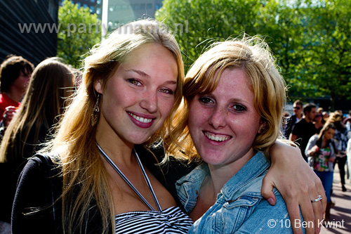 100612_170_franchise_outdoor_partymania