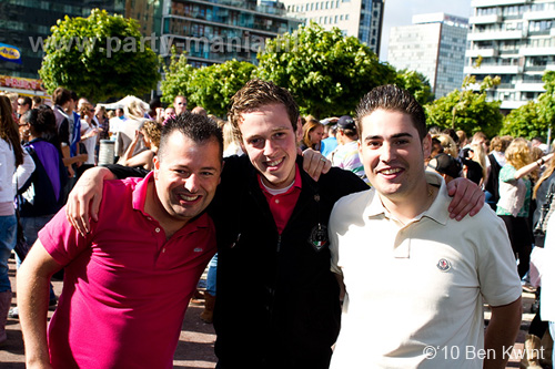 100612_172_franchise_outdoor_partymania