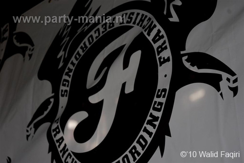 100612_032_franchise_outdoor_partymania