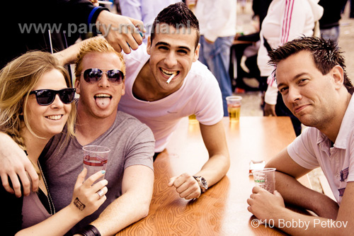 100612_091_franchise_outdoor_partymania