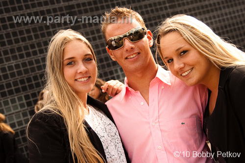 100612_093_franchise_outdoor_partymania