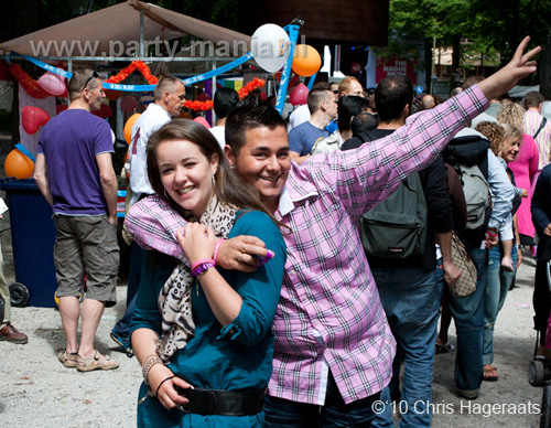 100612_031_the_hague_pride_partymania