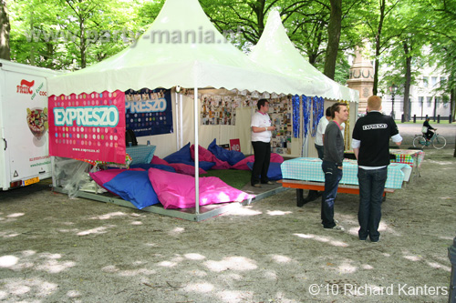 100612_003_the_hague_pride_partymania