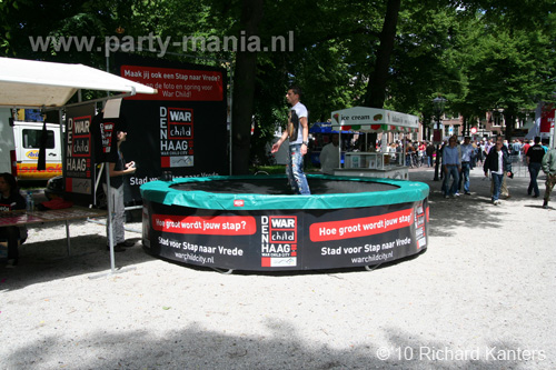 100612_015_the_hague_pride_partymania