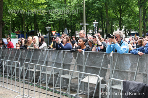 100612_025_the_hague_pride_partymania