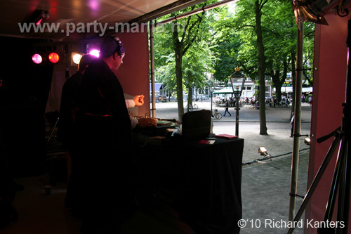 100612_061_the_hague_pride_partymania