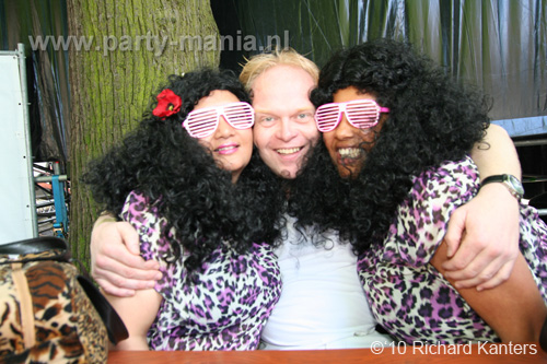100612_080_the_hague_pride_partymania