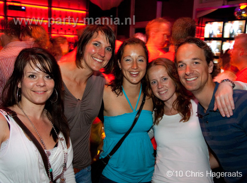 100619_004_80s_90s_partymania