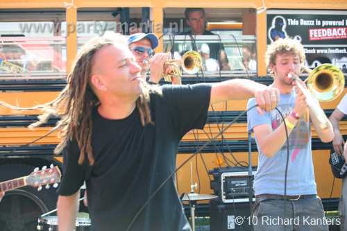 100627_114_parkpop_partymania