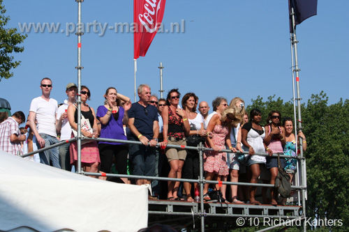 100627_131_parkpop_partymania