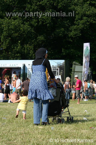 100627_145_parkpop_partymania