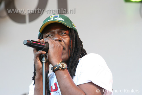 100627_213_parkpop_partymania