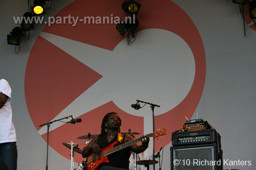 100627_217_parkpop_partymania