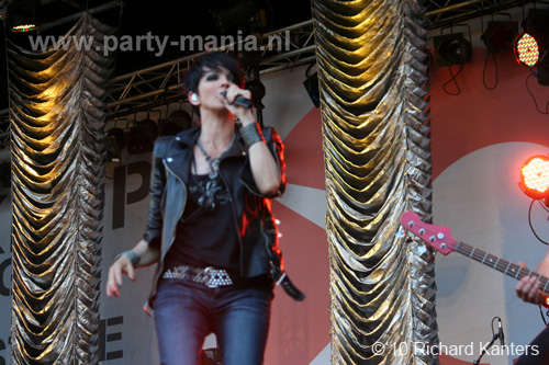 100627_234_parkpop_partymania
