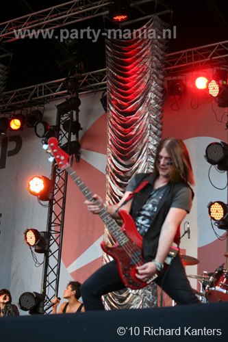 100627_236_parkpop_partymania