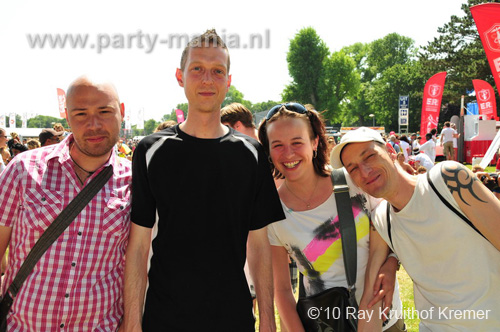 100627_086_parkpop_partymania