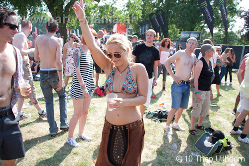 100627_070_parkpop_partymania