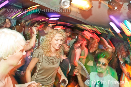 100725_033_wij_partymania