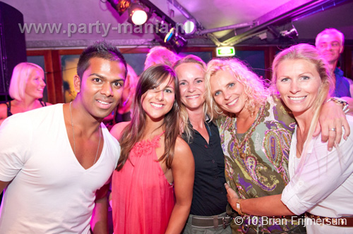 100725_038_wij_partymania