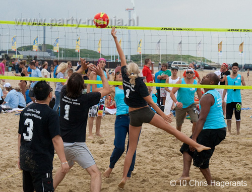 100801_056_horeca_beachvolleybal_partymania