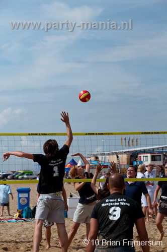 100801_020_horeca_beachvolleybal_partymania