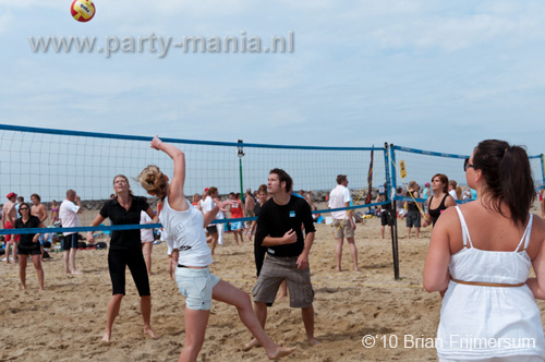 100801_058_horeca_beachvolleybal_partymania