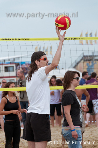 100801_070_horeca_beachvolleybal_partymania