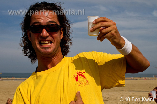 100801_000_horeca_beachvolleybal_partymania