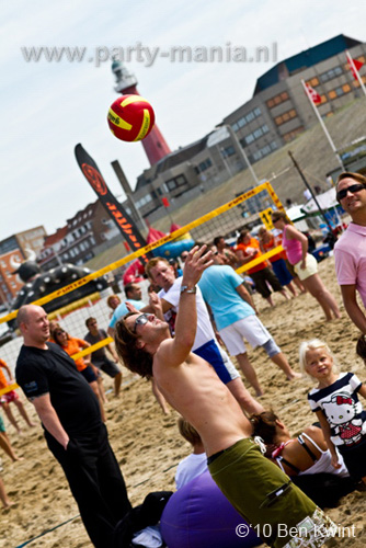 100801_010_horeca_beachvolleybal_partymania